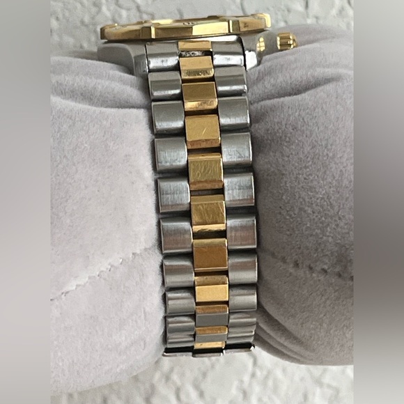 TAG HEUER WK1320-1 PROFESSIONAL 200mts TWO-TONE STAINLESS STEEL Ladies watch. - Picture 7 of 15